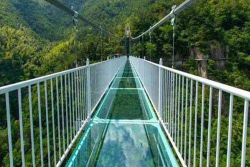 景区玻璃吊桥安全质量评估